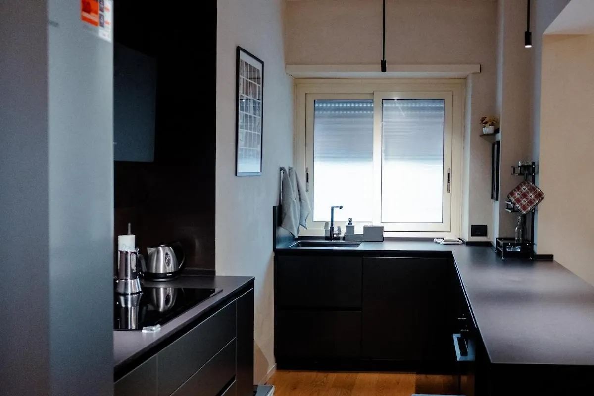 Roma Urban Retreat Apartment